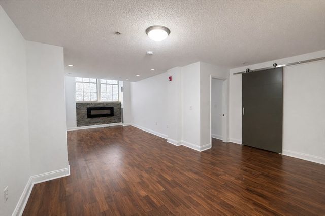 200 Market St 3409, Lowell, MA 01852