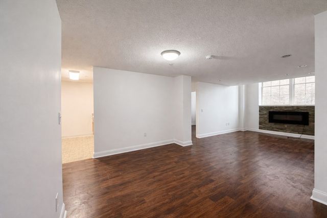 200 Market St 3409, Lowell, MA 01852