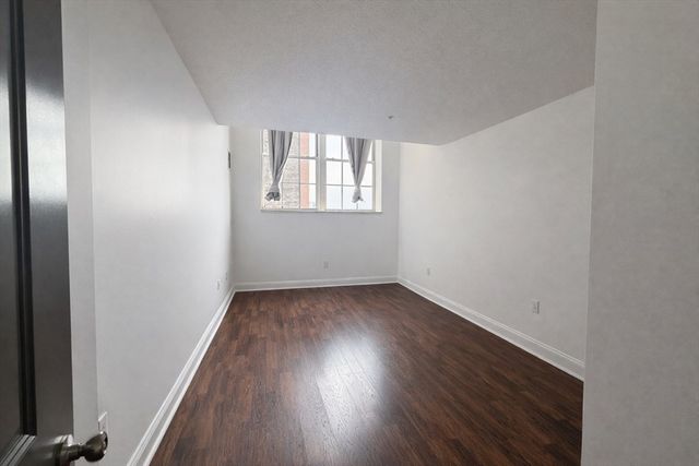 200 Market St 3409, Lowell, MA 01852