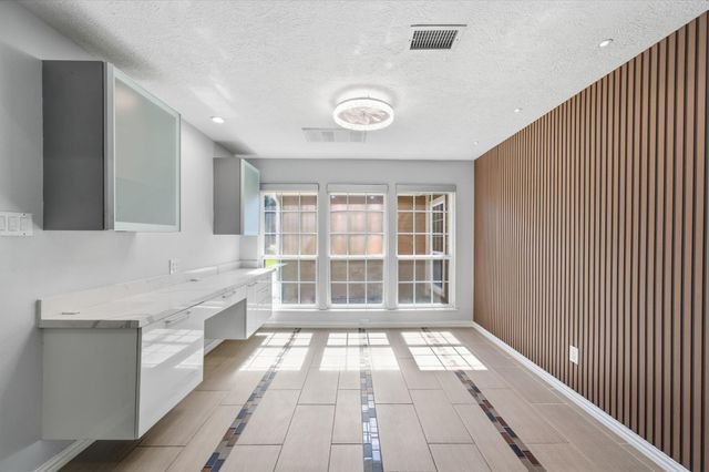 6030 Elkwood Forest Drive, Houston, TX 77088