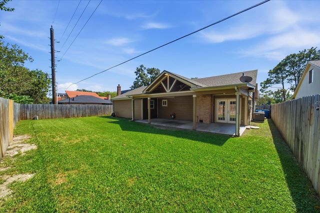 6030 Elkwood Forest Drive, Houston, TX 77088