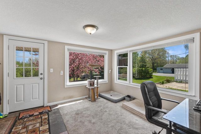 1712 Craftsman DRIVE, New Berlin, WI 53146