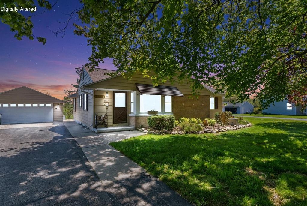 1712 Craftsman DRIVE, New Berlin, WI 53146