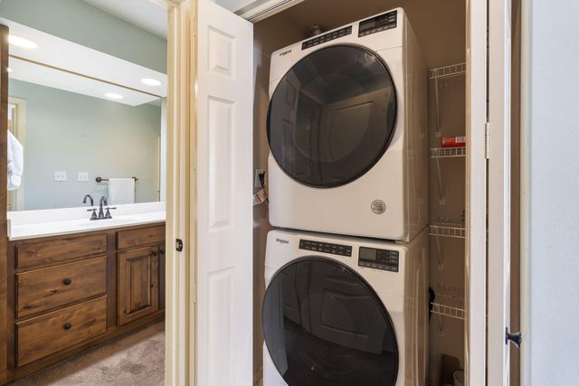 240 Meadow Ridge Lane 4, Branson, MO 65616