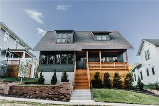 1750 W Markham Road, Fayetteville, AR 72701