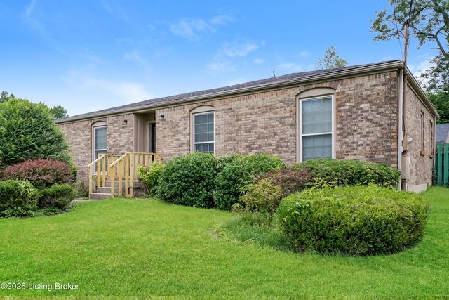 10509 Moonlight Way, Louisville, KY 40272