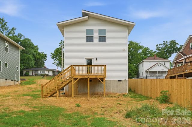 228 Summit Avenue, Albemarle, NC 28001