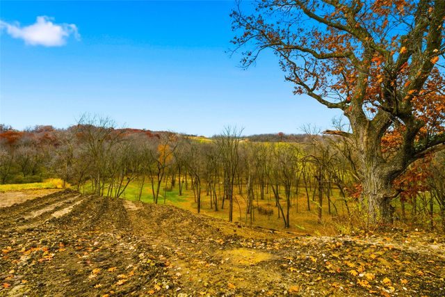 1360 NW Hugg Drive, Polk City, IA 50226