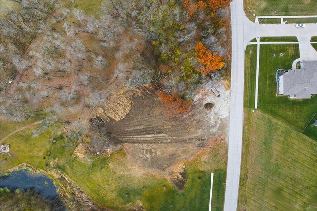 1360 NW Hugg Drive, Polk City, IA 50226