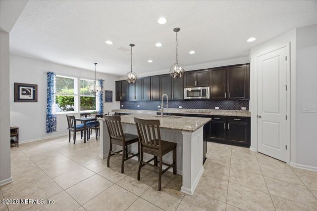 2977 MCCRONE Way, Jacksonville, FL 32216