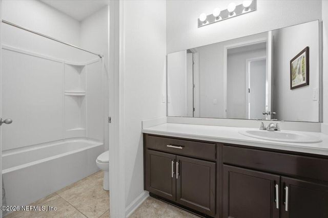 2977 MCCRONE Way, Jacksonville, FL 32216