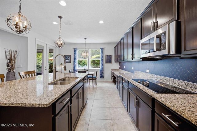 2977 MCCRONE Way, Jacksonville, FL 32216