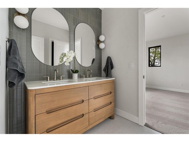 7794 Dyer Rd, Louisville, CO 80027