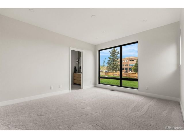 7794 Dyer Rd, Louisville, CO 80027