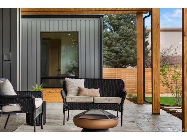 7794 Dyer Rd, Louisville, CO 80027