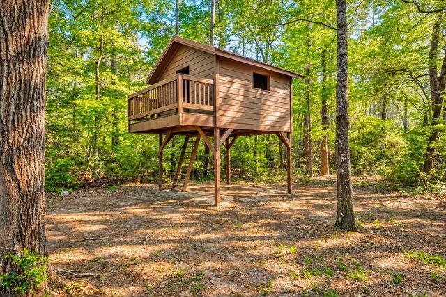 12-2-1 Grand View, Huntsville, TX 77340
