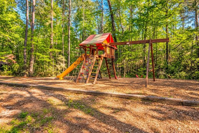 12-2-1 Grand View, Huntsville, TX 77340
