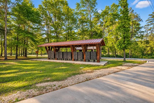 12-2-1 Grand View, Huntsville, TX 77340