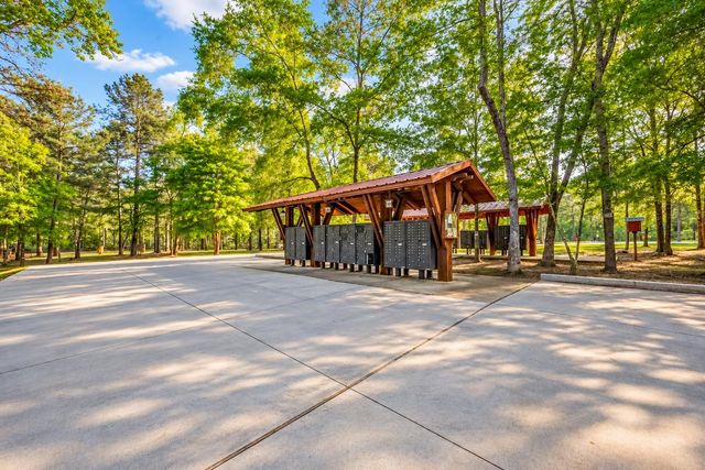 12-2-1 Grand View, Huntsville, TX 77340