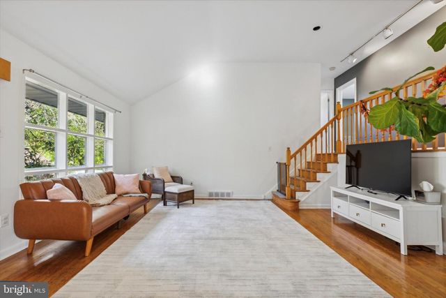 135 CORNELL RD, Bala Cynwyd, PA 19004