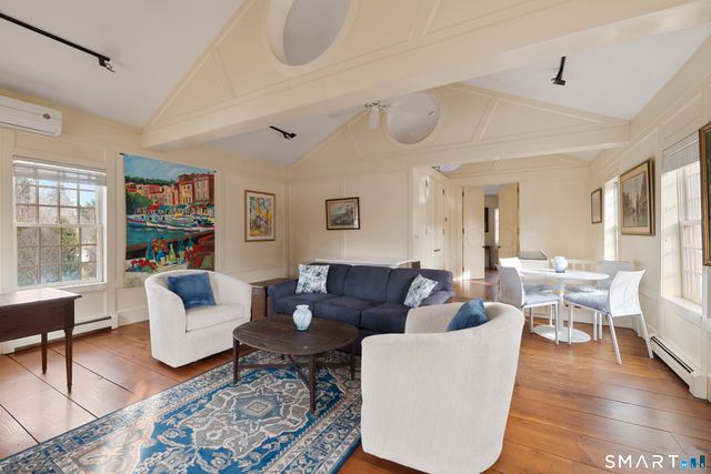 24-26 Lyme Street, Old Lyme, CT 06371