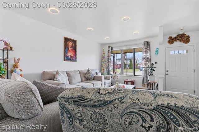 36844 Kyro Court, Sterling Heights, MI 48310