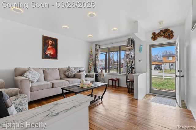 36844 Kyro Court, Sterling Heights, MI 48310