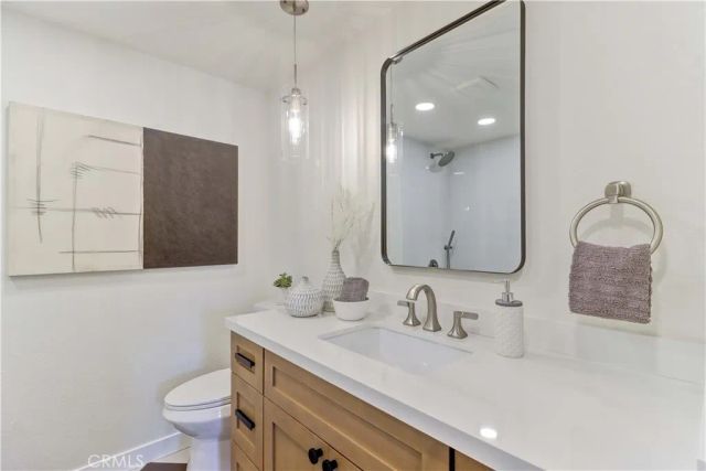 541 Ronwood, La Habra, CA 90631
