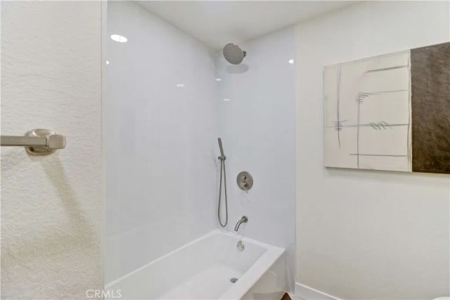 541 Ronwood, La Habra, CA 90631