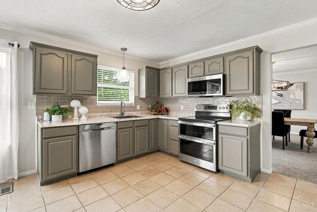 1364 Lamplighter Lane, Fairborn, OH 45324