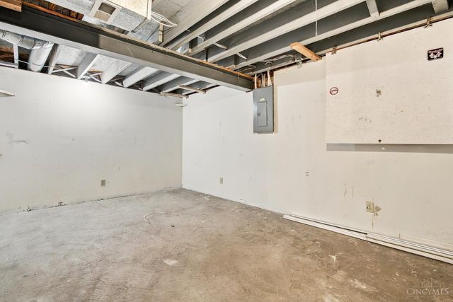 1364 Lamplighter Lane, Fairborn, OH 45324