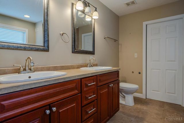 1369 New England Way, Turtle Creek Twp, OH 45036