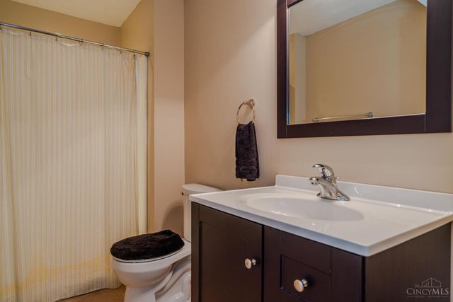 1369 New England Way, Turtle Creek Twp, OH 45036