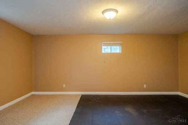 1369 New England Way, Turtle Creek Twp, OH 45036