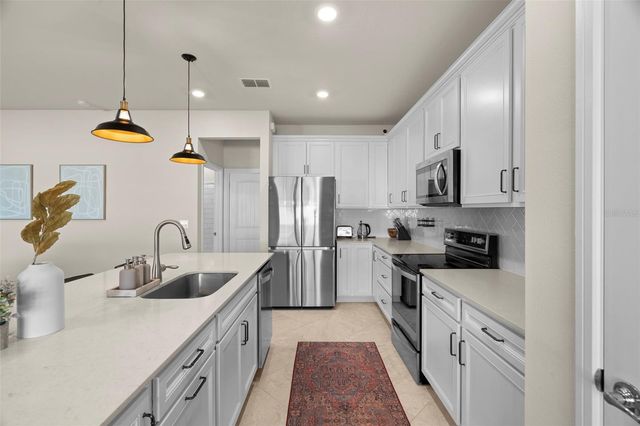 21051 MONZA LOOP, Land O Lakes, FL 34638