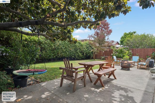 3054 Bona St D, Oakland, CA 94601