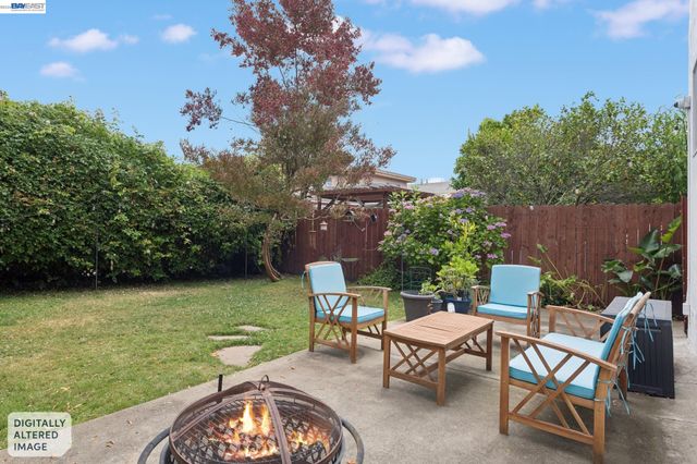 3054 Bona St D, Oakland, CA 94601