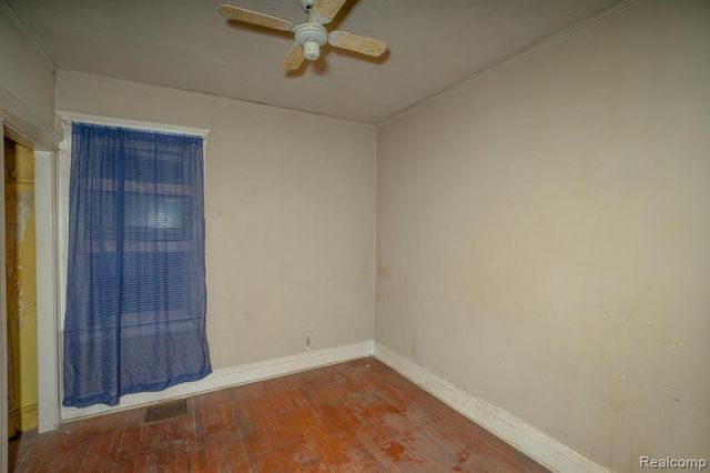 5672 Saint Clair Street, Detroit, MI 48213