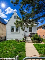 5046 W 79th Street, Burbank, IL 60459