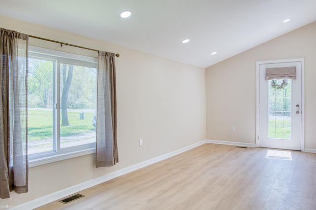 11695 E Lytle Road, Venice Twp, MI 48449