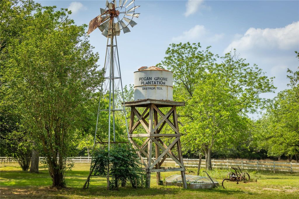 675 Ponderosa RD A, Bastrop, TX 78602