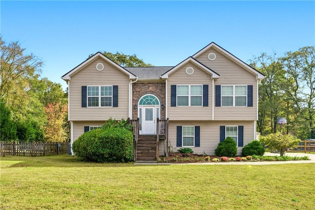 560 Mount Tabor Road, Oxford, GA 30054