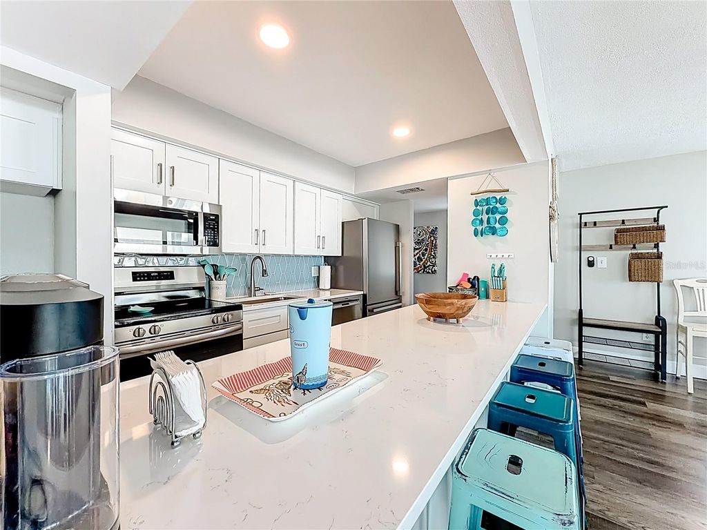 Image 22 of property listing at 19836 GULF BOULEVARD 5B, Indian Rocks Beach, FL 33785