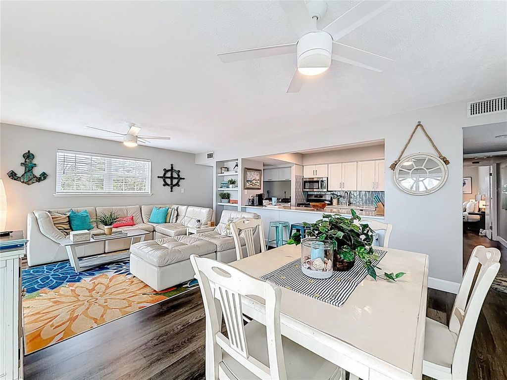 Image 24 of property listing at 19836 GULF BOULEVARD 5B, Indian Rocks Beach, FL 33785