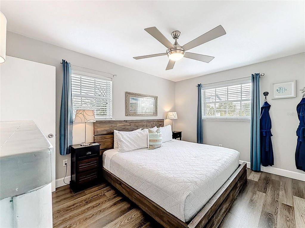 Image 27 of property listing at 19836 GULF BOULEVARD 5B, Indian Rocks Beach, FL 33785