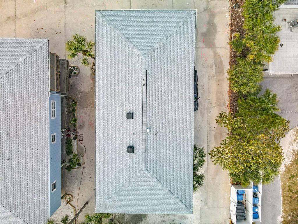 Image 39 of property listing at 19836 GULF BOULEVARD 5B, Indian Rocks Beach, FL 33785