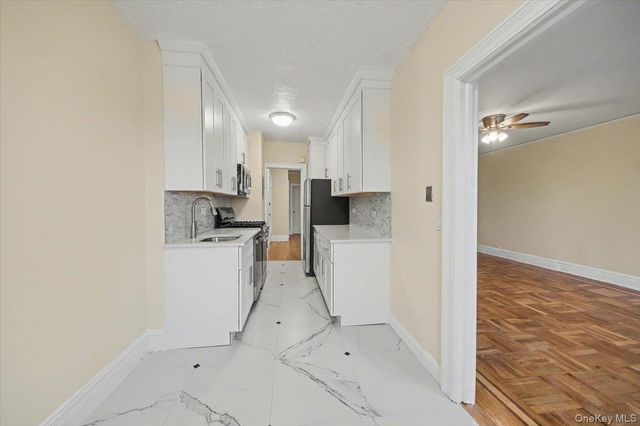 127 Garth Road 5D, Scarsdale, NY 10583