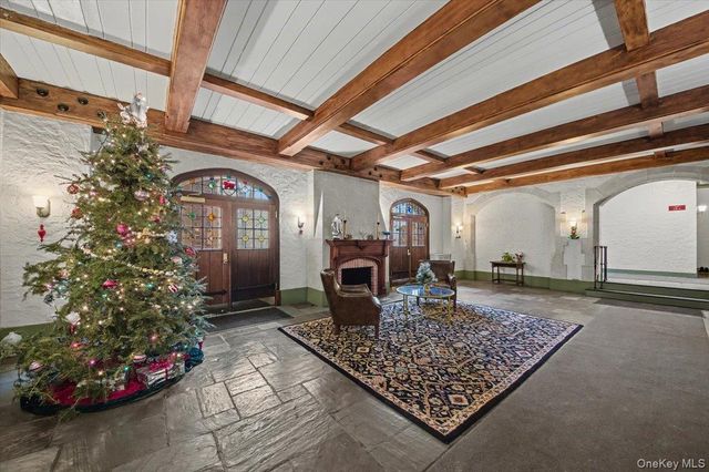 127 Garth Road 5D, Scarsdale, NY 10583