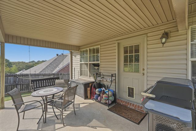 6060 Allwood Dr, North Little Rock, AR 72116