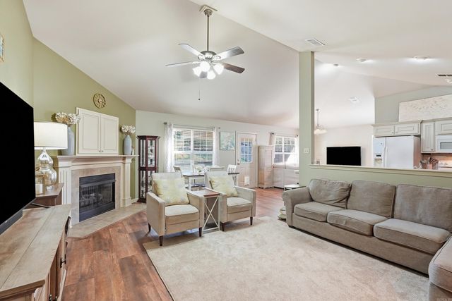 6060 Allwood Dr, North Little Rock, AR 72116